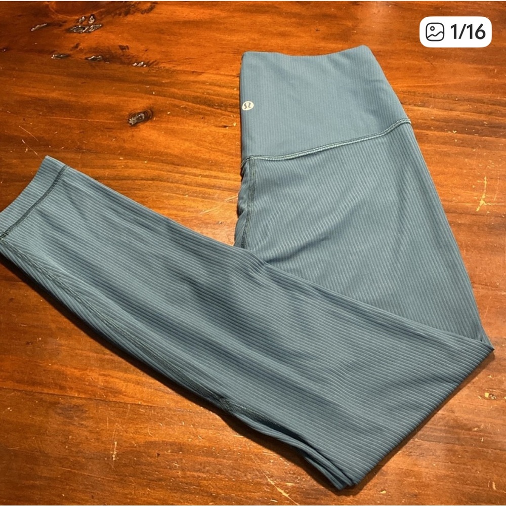 Lululemon 25” align ribbed High-Waisted Leggings - Picture 5 of 5